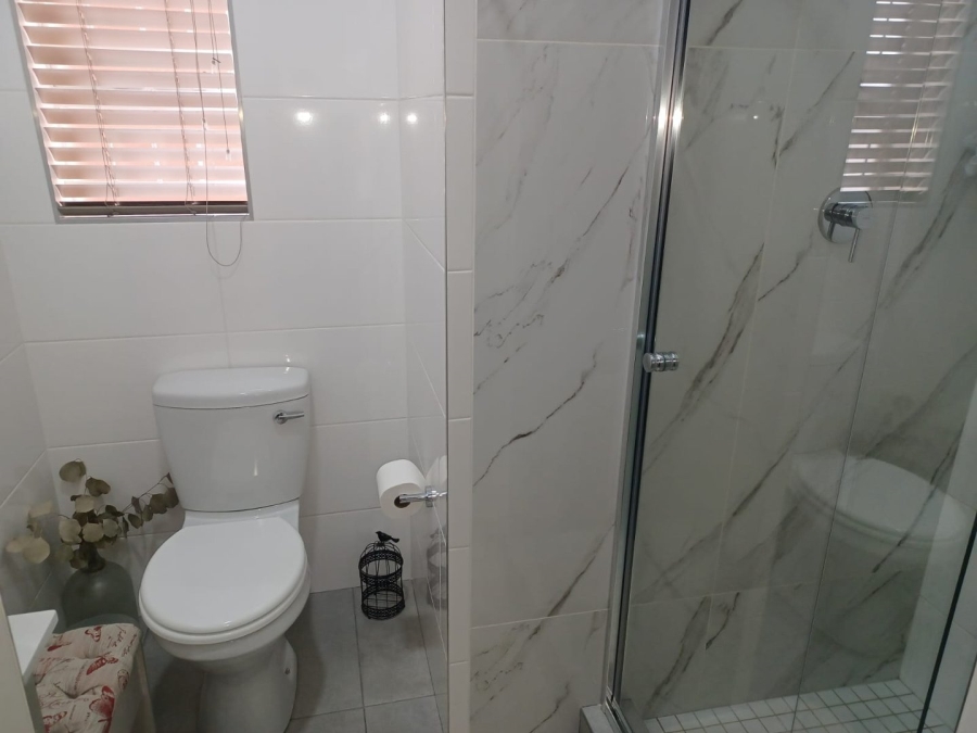 To Let 3 Bedroom Property for Rent in Naudeville Free State